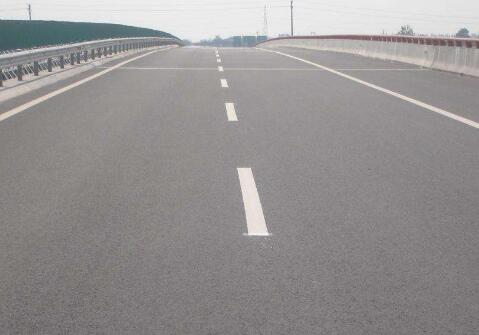 四川道路標線涂料設施細節