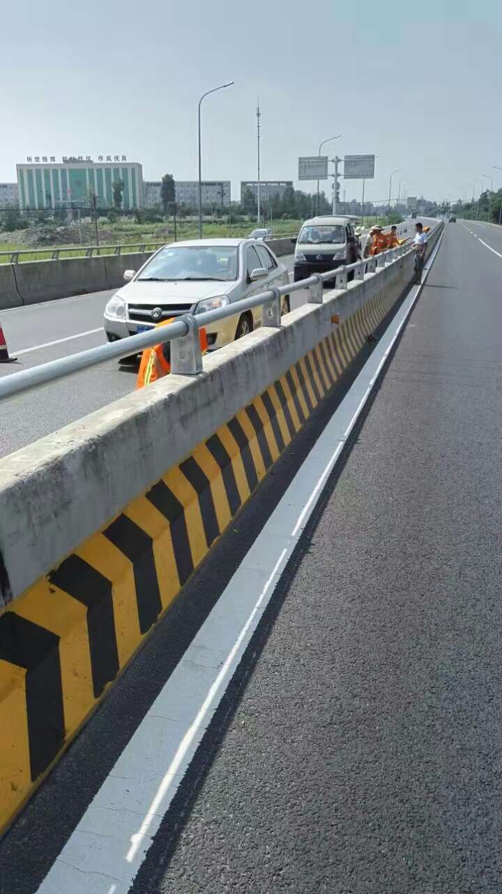 彩色防滑涂料銷售